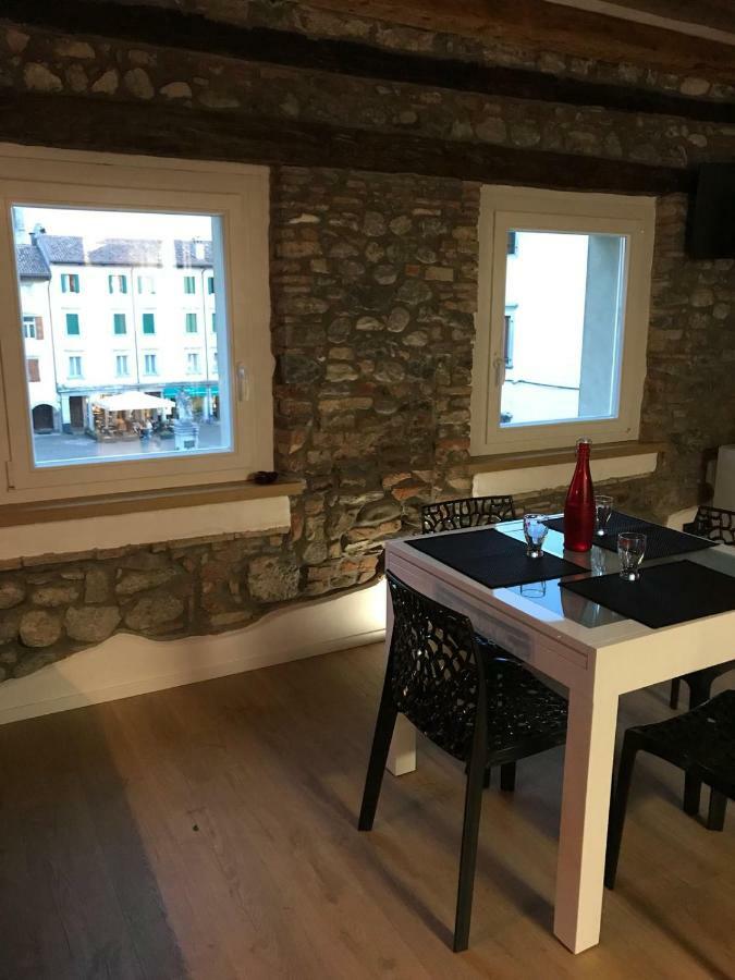 Appartamento Casa In Piazza Cividale del Friuli Esterno foto